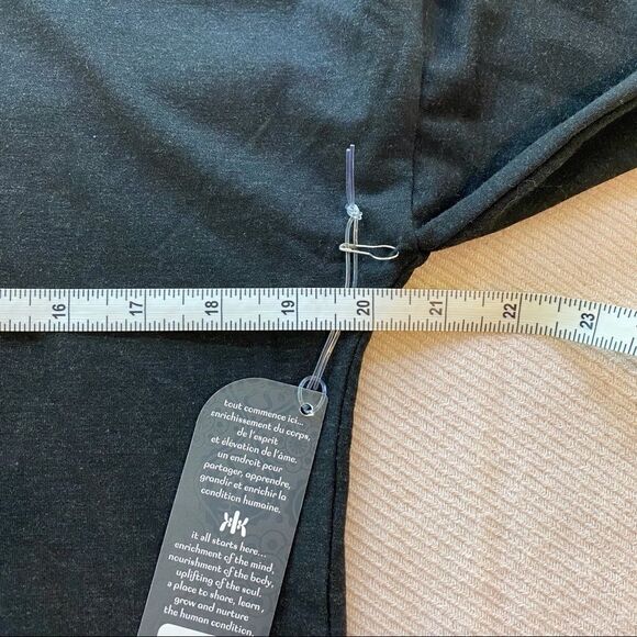 Kyodan Hooded Pullover Tulip Back Top - Picture 10 of 11